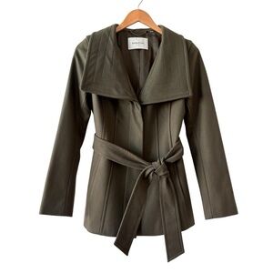 Aritzia Babaton Spencer Wool Blend Coat